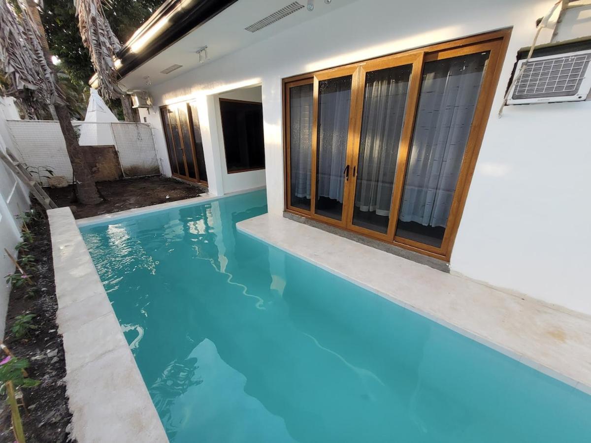 Jay'S Villa B Angeles Exterior photo