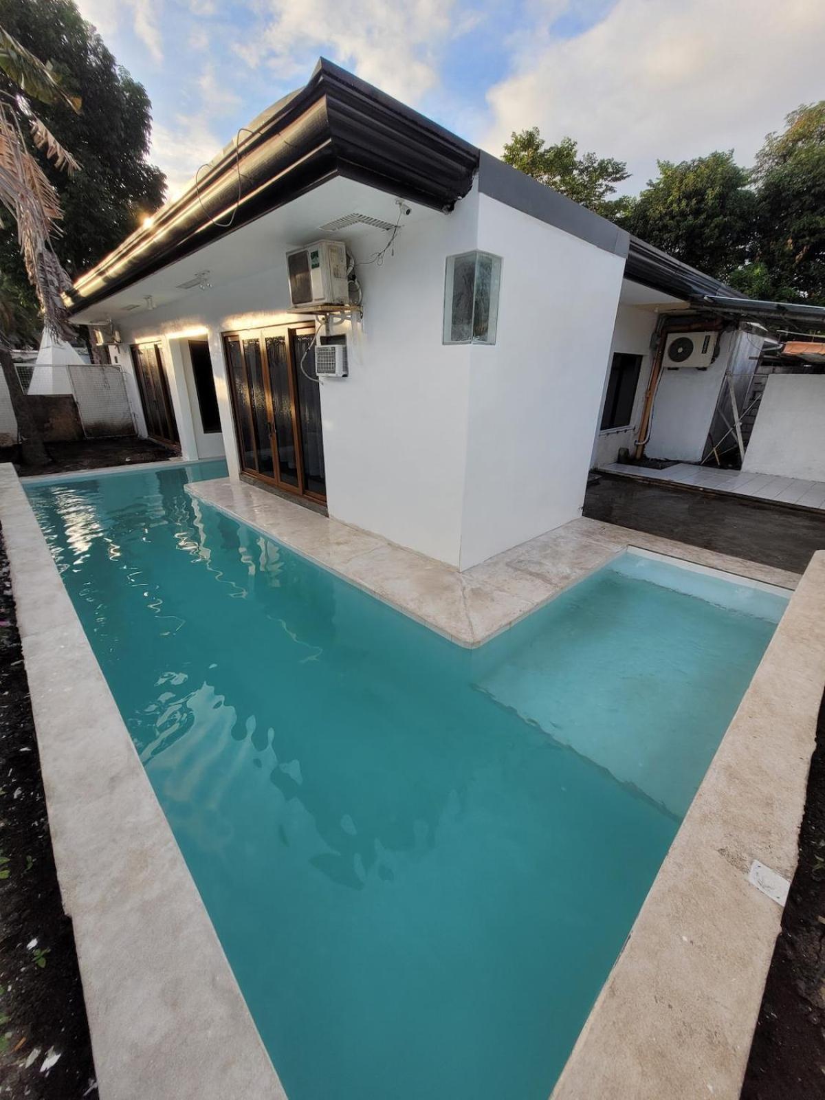 Jay'S Villa B Angeles Exterior photo
