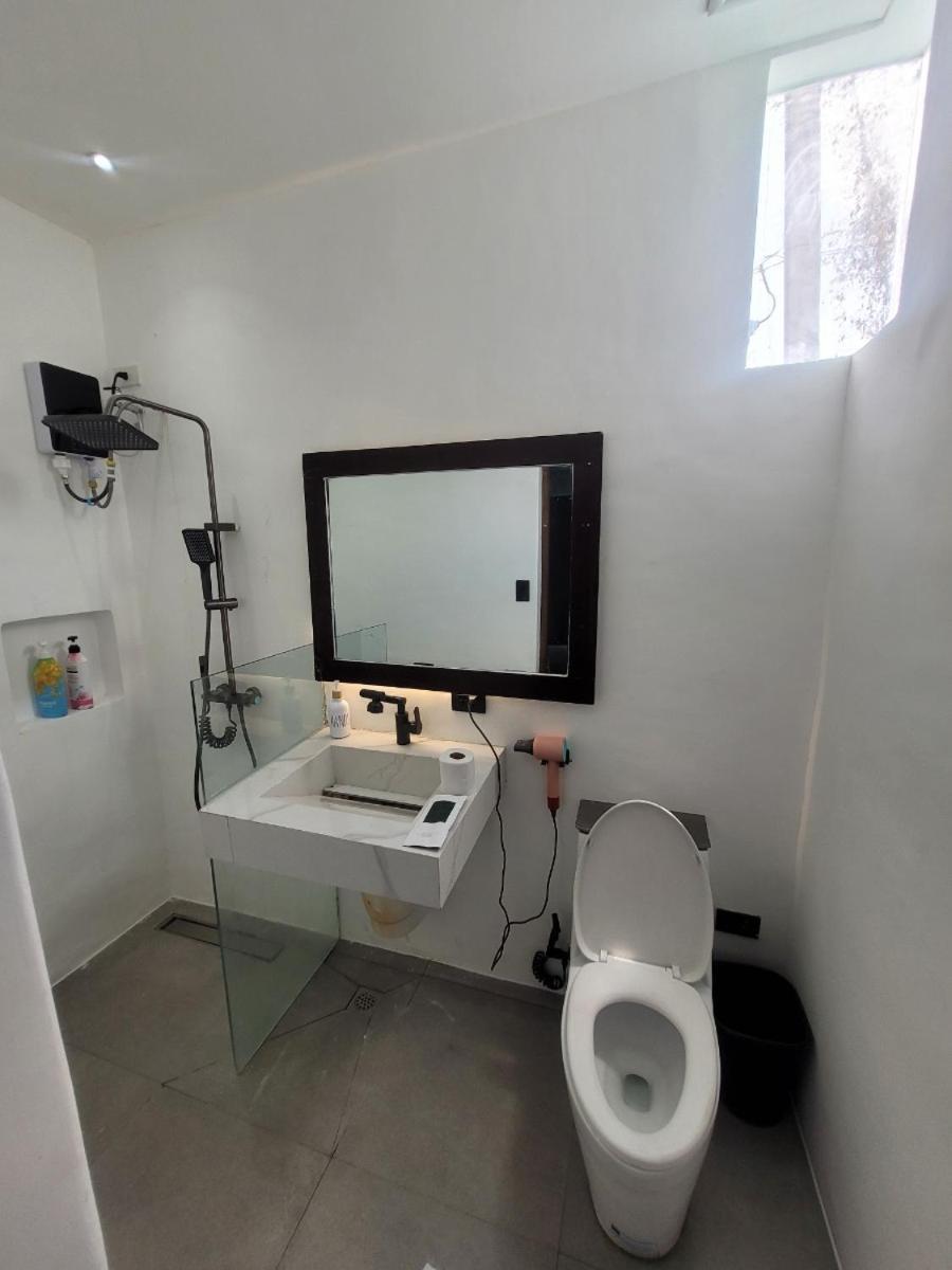 Jay'S Villa B Angeles Exterior photo