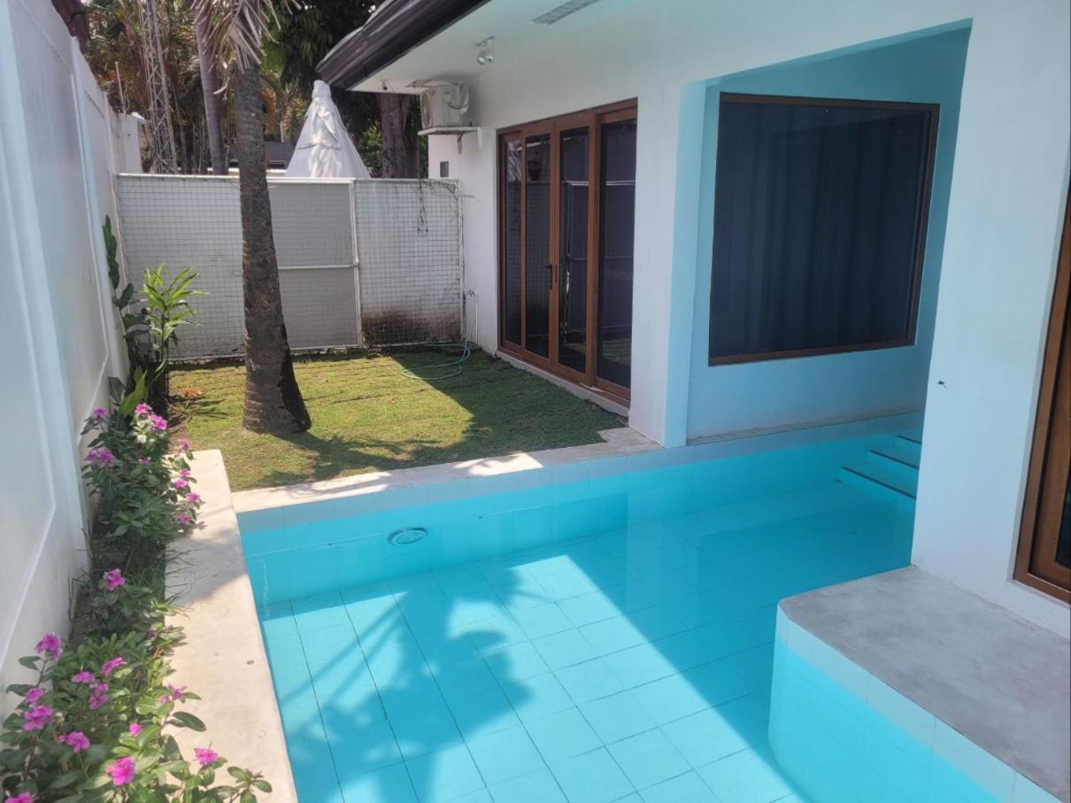 Jay'S Villa B Angeles Exterior photo
